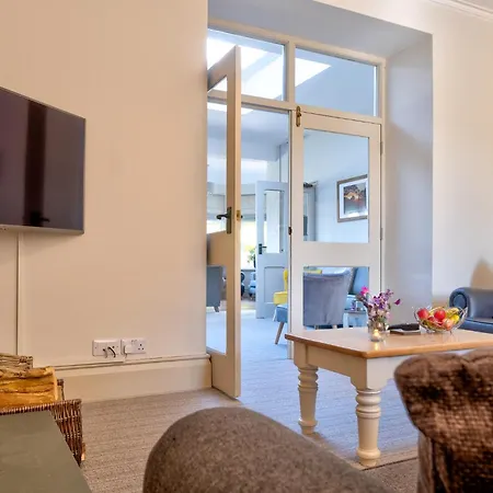 Howgills House Hotel 4*