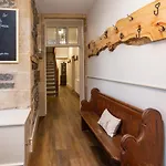 Howgills House 4*
