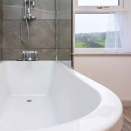 Howgills House Hotel