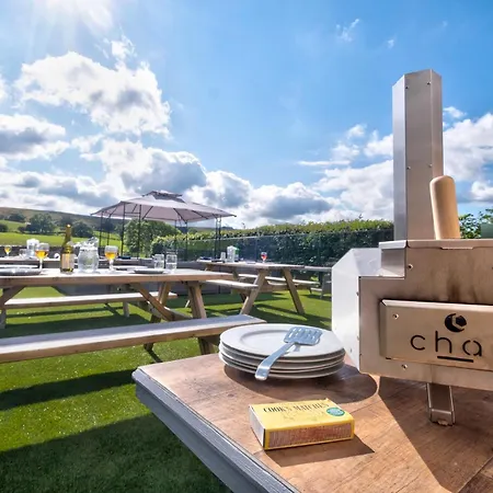 Howgills House Hotel 4*